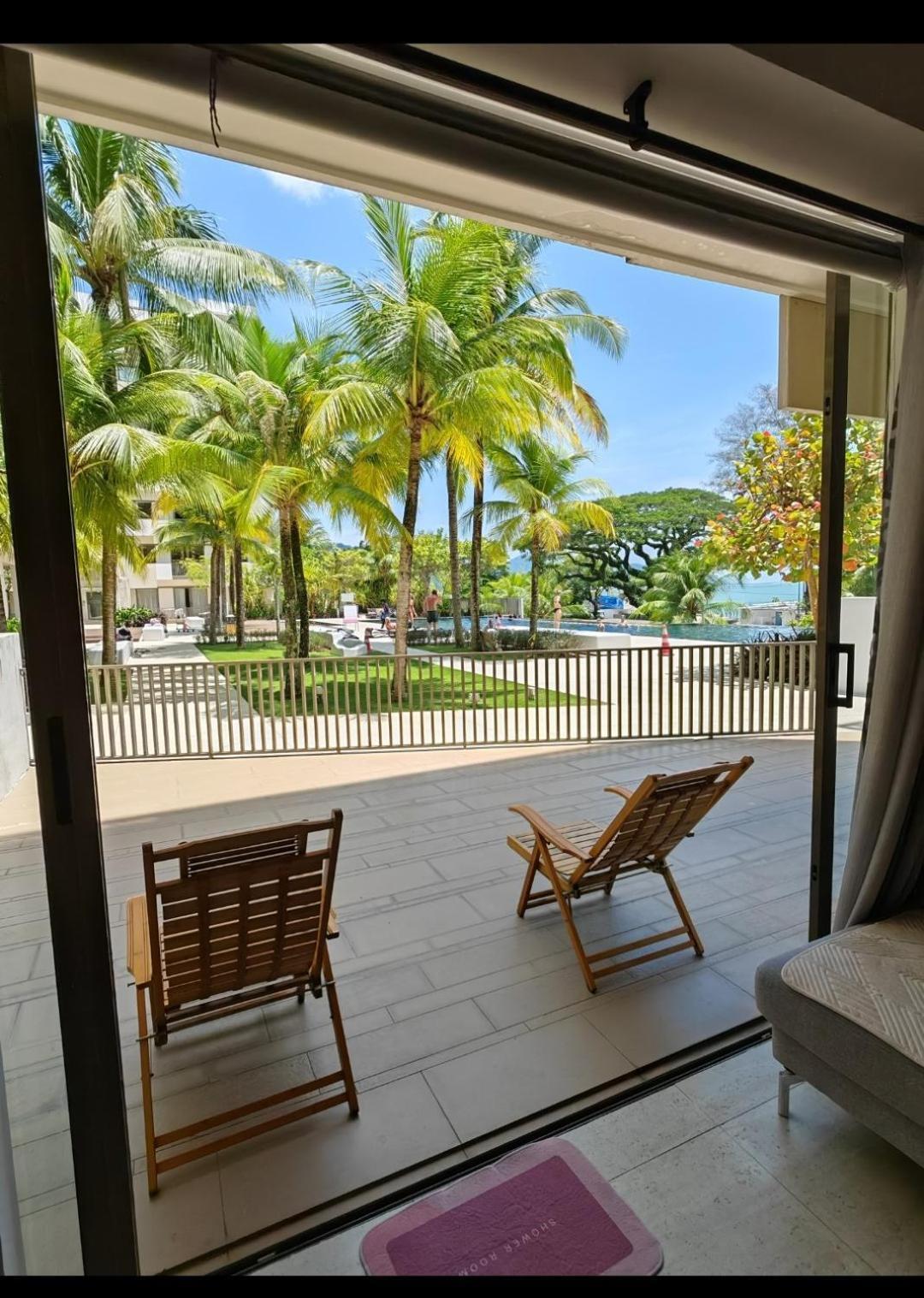 By The Sea Batu Ferringhi Beach Front Apartment Suite Εξωτερικό φωτογραφία